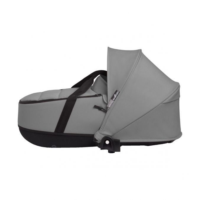 Babyzen YOYO Reiswieg, Grey - De reiswieg bevat een dikke dubbel matras, ventilerend kuipje & zonnekap - Vereist een YOYO2 frame (apart verkrijgbaar)